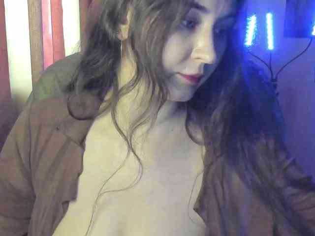 TemptingFable webcam