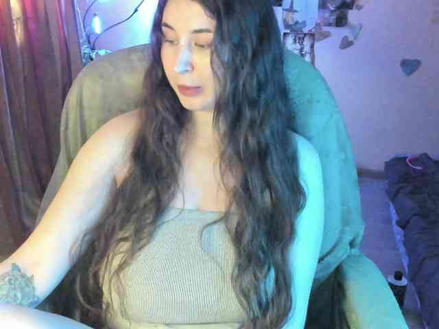 TemptingFable webcam