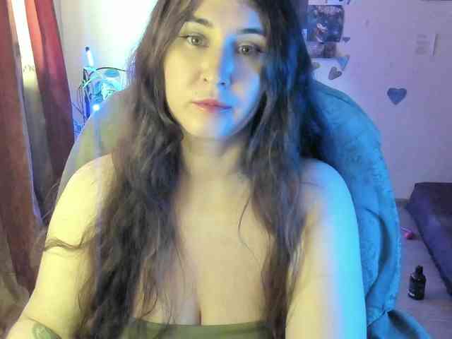 TemptingFable webcam