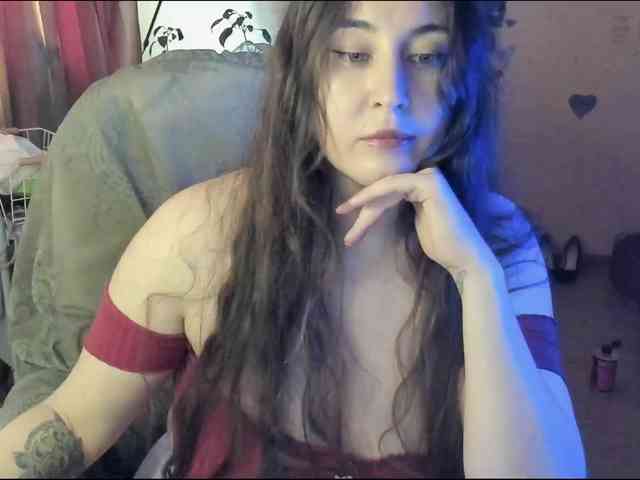 TemptingFable webcam