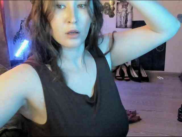 TemptingFable webcam