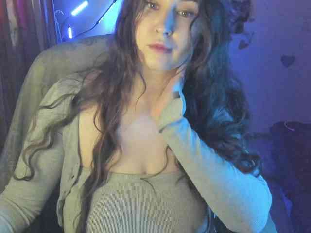 TemptingFable webcam