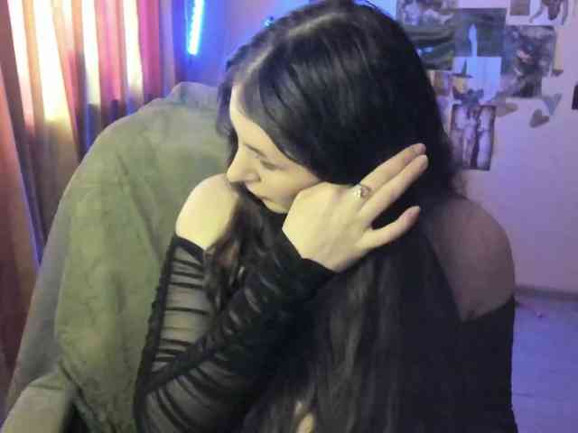 TemptingFable webcam
