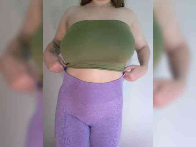 TemptingFable webcam