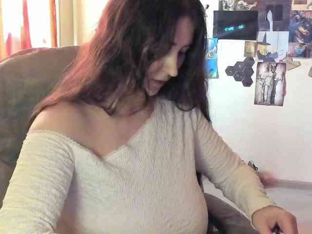 TemptingFable webcam