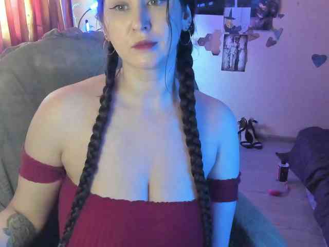 TemptingFable webcam