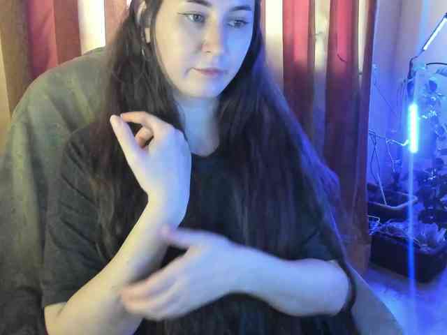 TemptingFable webcam