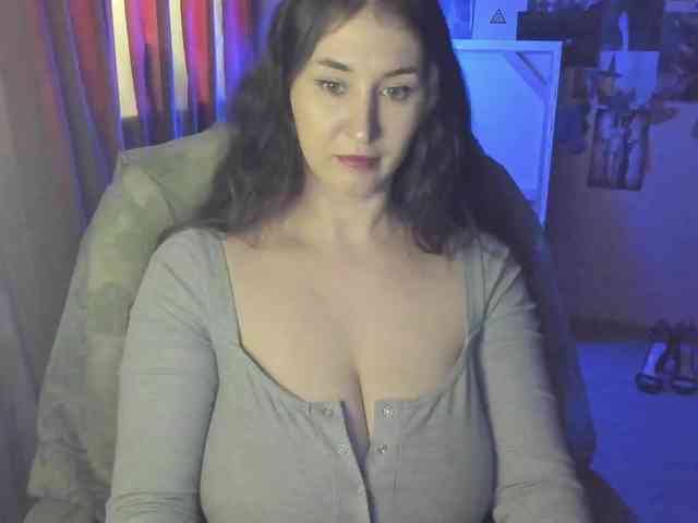 TemptingFable webcam