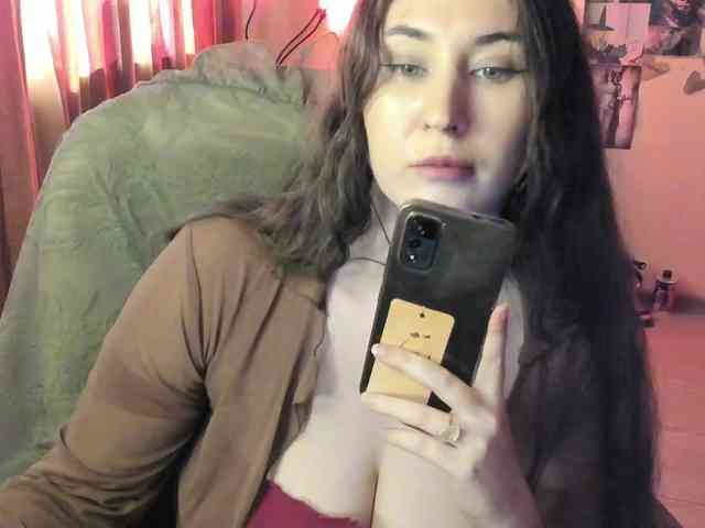 TemptingFable webcam