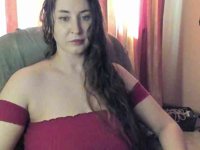 TemptingFable webcam