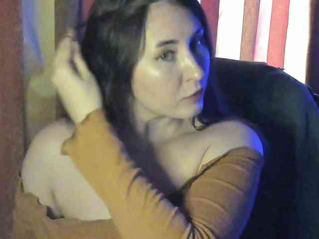 TemptingFable webcam