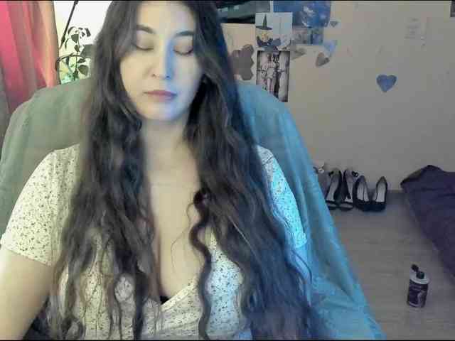 TemptingFable webcam