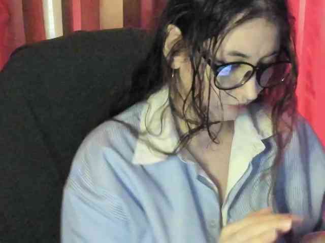 TemptingFable webcam