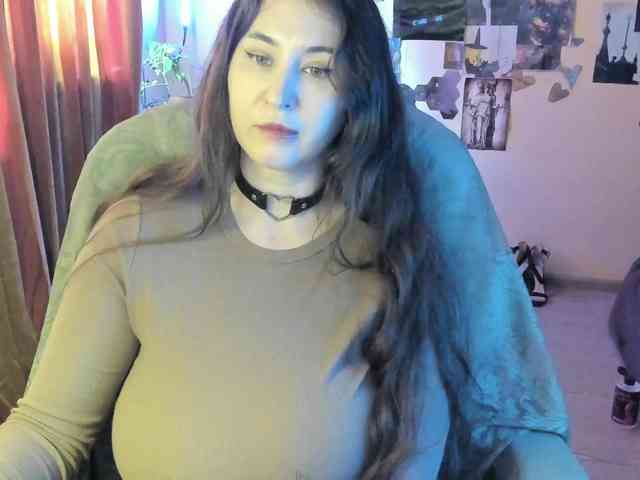 TemptingFable webcam