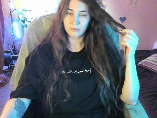 TemptingFable webcam