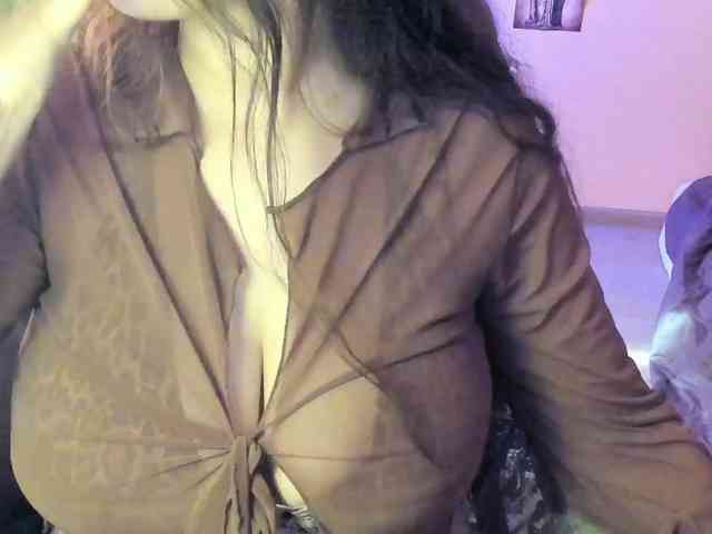 TemptingFable webcam