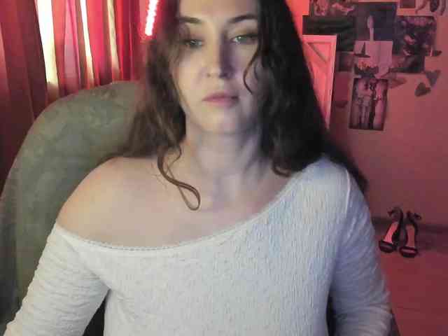 TemptingFable webcam