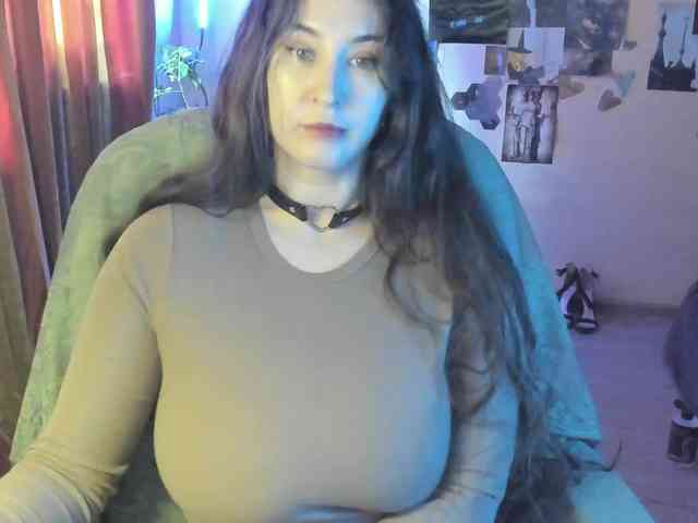 TemptingFable webcam