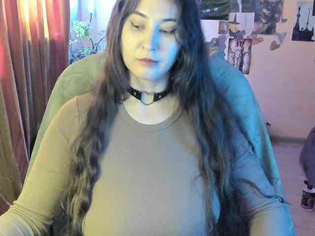 TemptingFable webcam