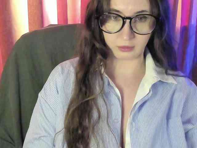 TemptingFable webcam