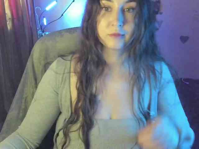 TemptingFable webcam