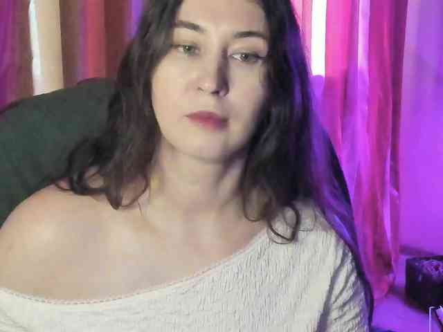 TemptingFable webcam