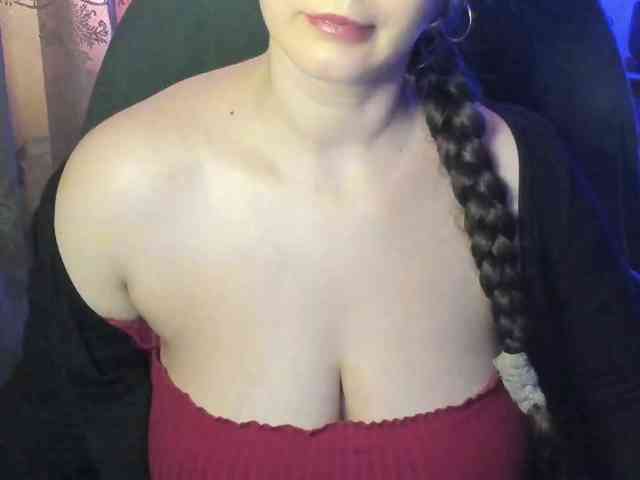 TemptingFable webcam