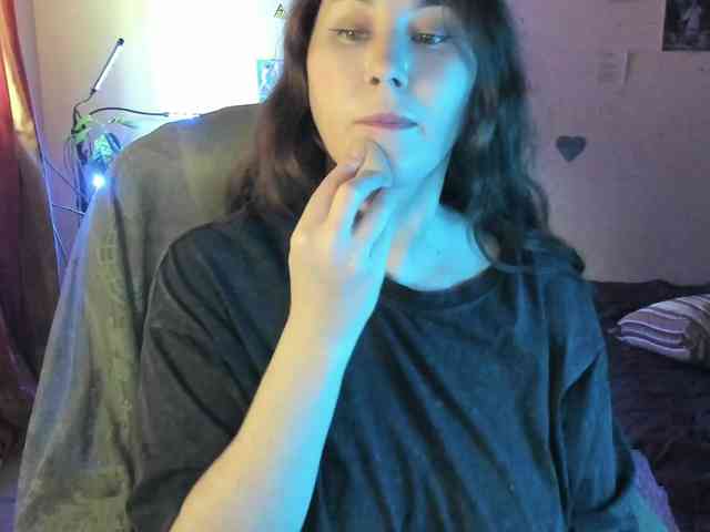 TemptingFable webcam