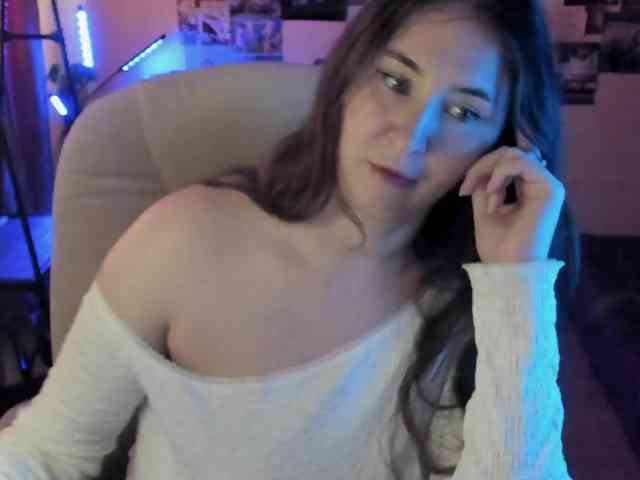 TemptingFable webcam