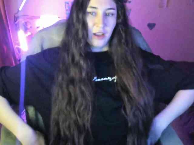 TemptingFable webcam