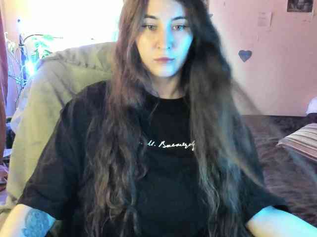 TemptingFable webcam