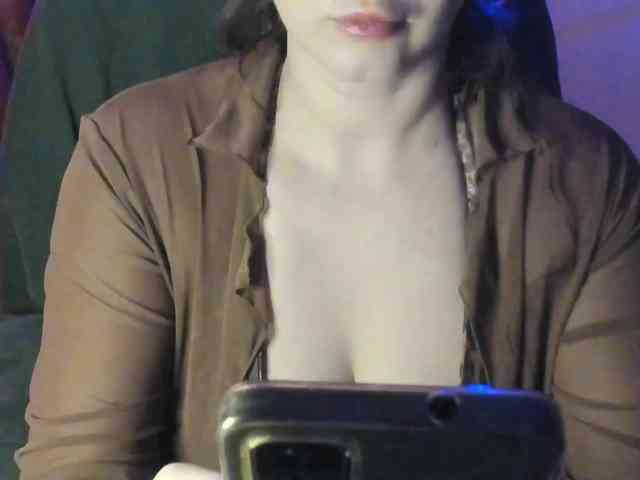 TemptingFable webcam