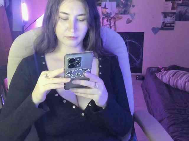 TemptingFable webcam