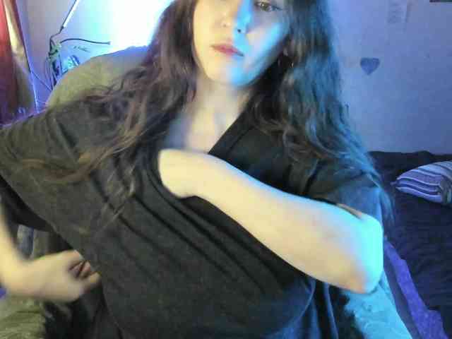 TemptingFable webcam
