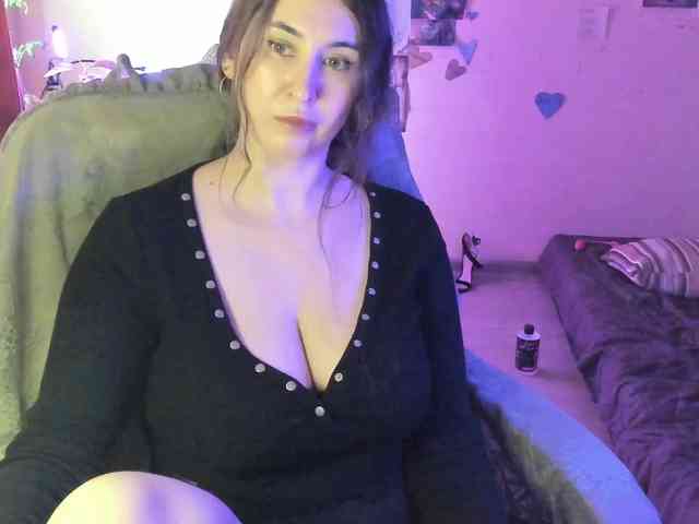 TemptingFable webcam