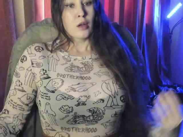 TemptingFable webcam