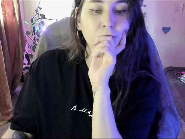 TemptingFable webcam