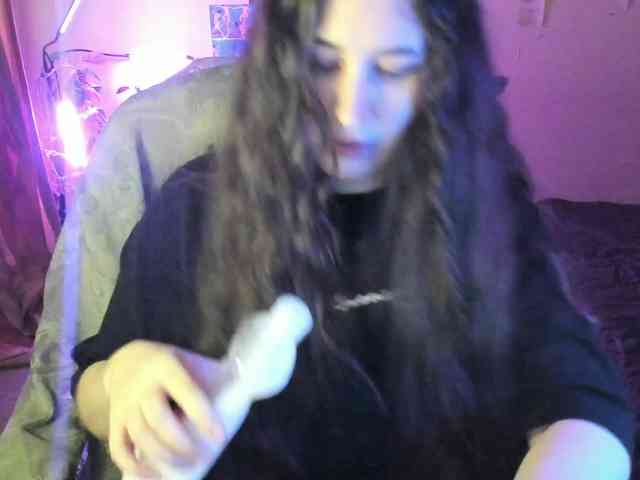 TemptingFable webcam