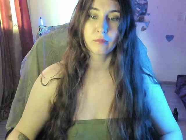 TemptingFable webcam