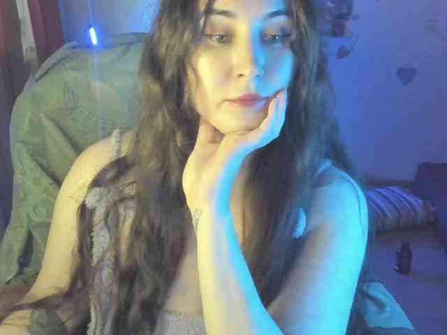 TemptingFable webcam