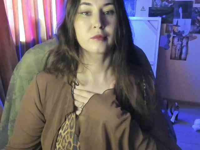 TemptingFable webcam