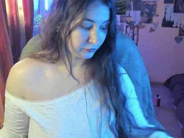 TemptingFable webcam