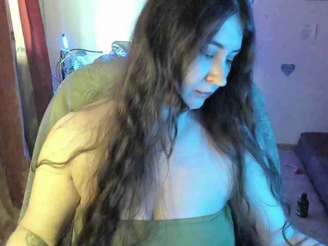TemptingFable webcam