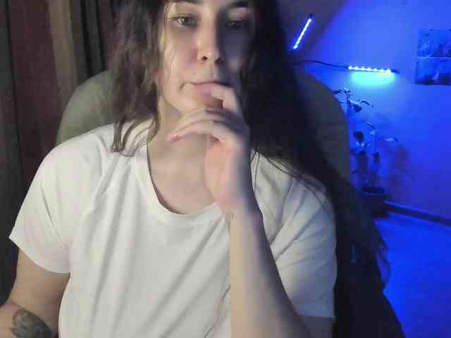 TemptingFable webcam