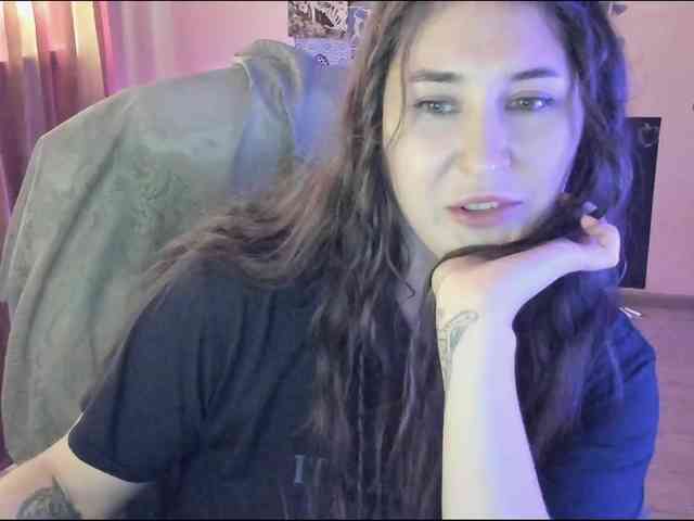 TemptingFable webcam