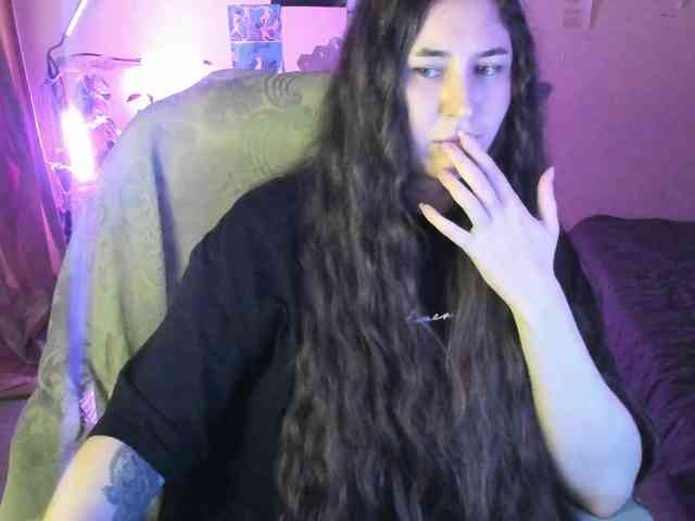 TemptingFable webcam