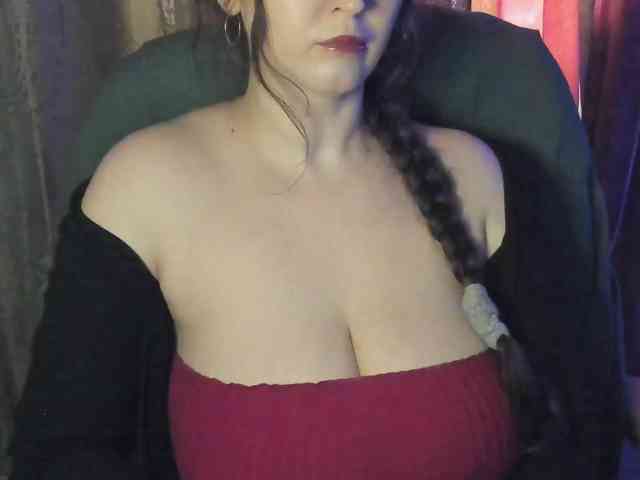 TemptingFable webcam