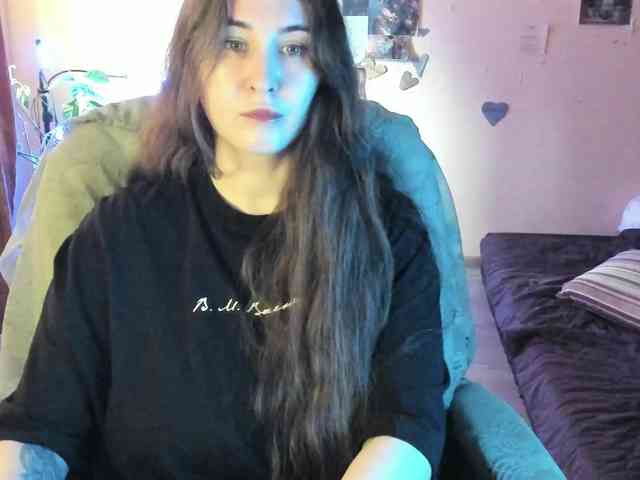 TemptingFable webcam