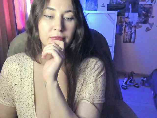 TemptingFable webcam