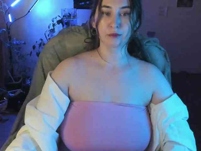 TemptingFable webcam
